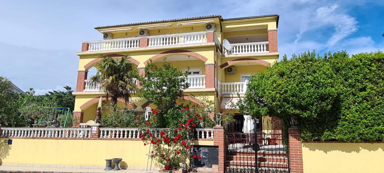 Bed & Breakfast Barbara Нови-Винодолски Экстерьер фото