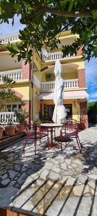 Bed & Breakfast Barbara Нови-Винодолски Экстерьер фото